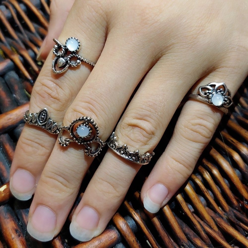 💛 LAST SET! 5-pc Princess Midi Ring Set - Picture 3 of 7